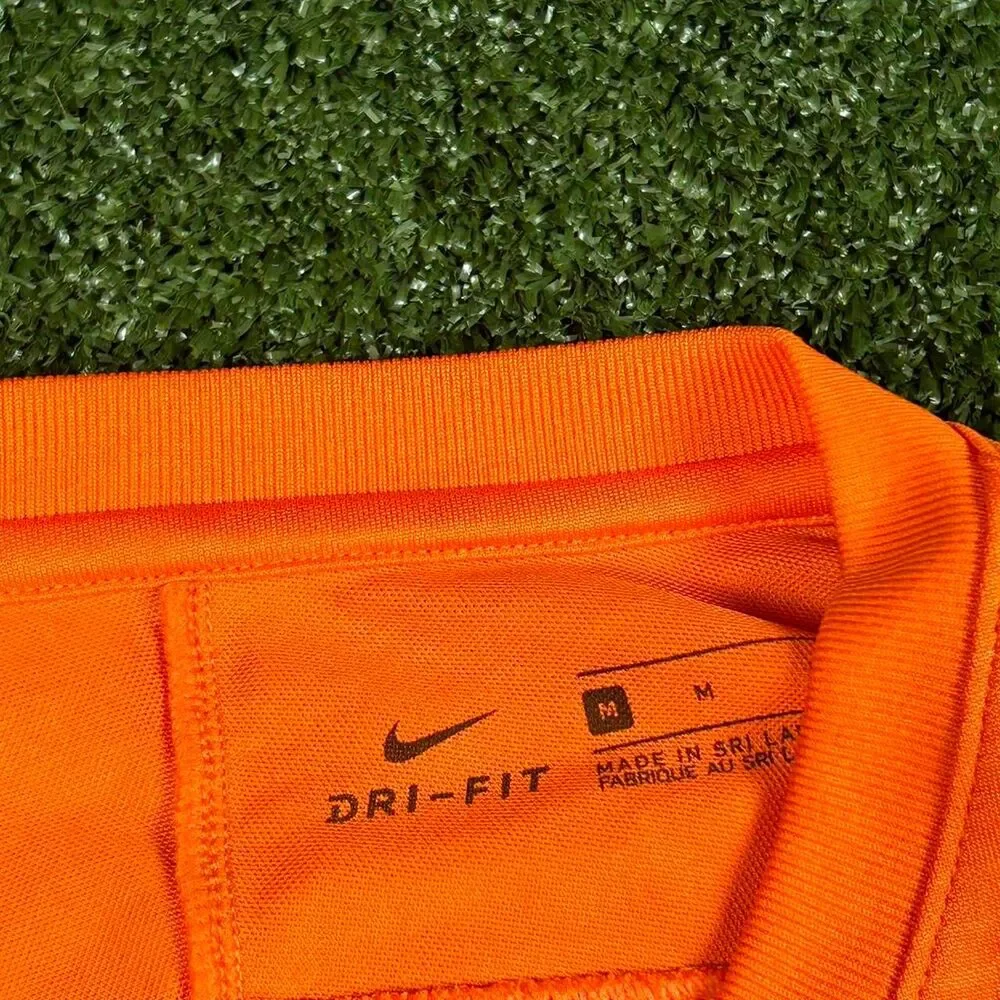 Nike Men's Orange T-shirt